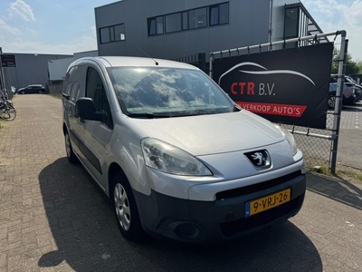 Peugeot Partner 120 1.6 HDI L1 XT bj 20113 ZITSPARKEER