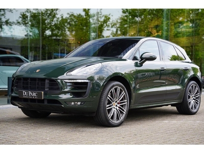 Porsche Macan 3.0 GTS PTS Brewstergreen NL Auto