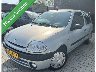 Renault Clio 1.4 RT / Elektr Ramen / 139.000KM!