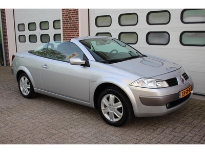 Renault Mégane Coupé-Cabriolet 1.6-16V Privilège Luxe *