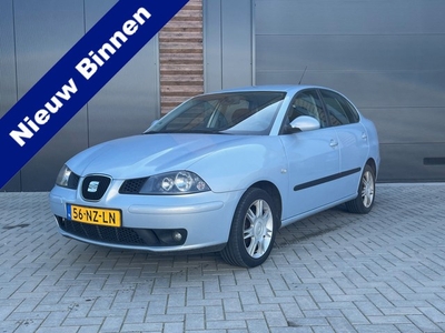 SEAT Cordoba 1.4-16V Sport (bj 2004)