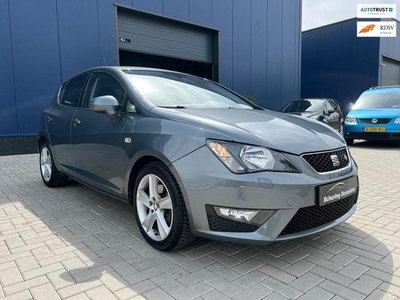 SEAT Ibiza 1.0 EcoTSI FR Connect / APPLE CARPLAY /