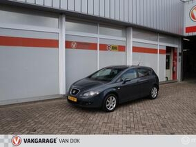 Seat LEON 2.0 FSI Businessline Clima / Cruise / Navi / PDC