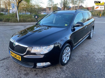 Skoda Superb Combi 1.4 TSI Comfort Business Line /