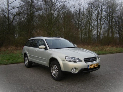 Subaru Outback 2.5i . AUTOMAAT . 4 WHD . G3 . Panodak . enz