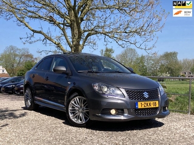 Suzuki Kizashi 2.4 Sport Uniek!! Leder + Navi + Xenon +