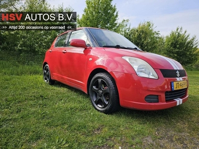 Suzuki Swift 1.3 GA airco radio/CD 2006 rood