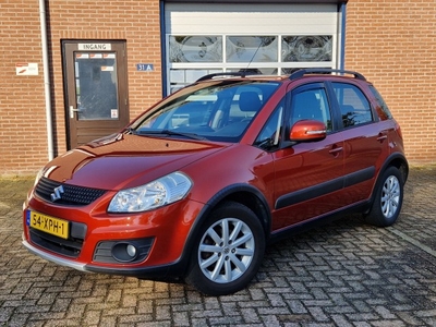 Suzuki SX 4 1.6 Executive 5-drs Clima/Airco NL-auto Trekhaak Stoelverw. Navi