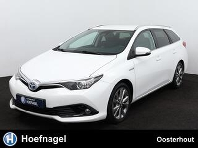 Toyota AURIS Touring Sports 1.8 Hybrid Dynamic Navigatie - Camera - Cruise Control - Lane Keep Assist - Parkeersensoren - 17