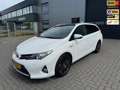 Toyota Auris Touring Sports 1.8 Hybrid Lease+