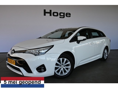 Toyota Avensis 1.6 D-4D-F Aspiration Ecc Navigatie 100%