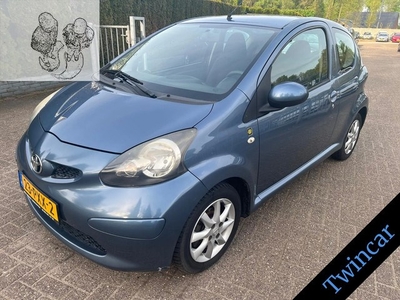 Toyota Aygo 1.0-12V 3-DRS Sport ST.BEKR. CV EL.BED.RAMEN