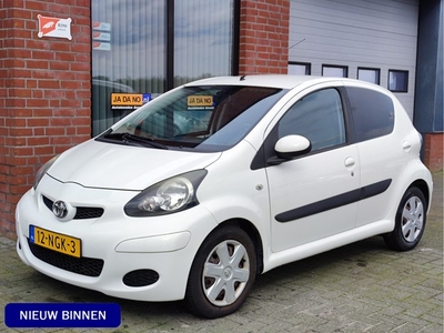 Toyota Aygo 1.0-12V Comfort Automaat/Org.NL/5 Drs./Airco