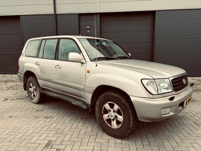 Toyota Land Cruiser 4.2 TDI Executive Export / Airco / 7