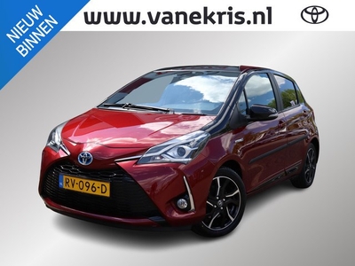 Toyota Yaris 1.5 Hybrid Bi-Tone, Cruise, Safety Sense