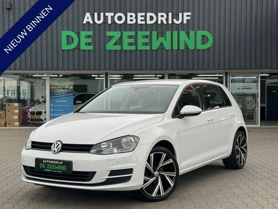 Volkswagen Golf 1.2 TSI WitsportstoelverwarmingNieuw APK