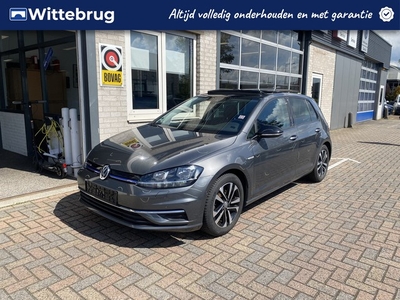 Volkswagen Golf 1.5 TSI ACT IQ.Drive / PANO/ PARK.