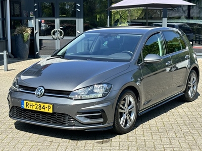 Volkswagen Golf 1.5 TSI Highline Business R-Line Virtueel