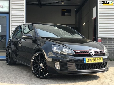 Volkswagen Golf 2.0 GTI 155KW DSG 2009 Zwart