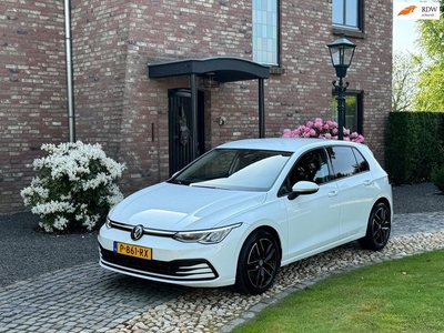 Volkswagen GOLF 2.0 TDI Style DSG Virtual Cockpit ACC