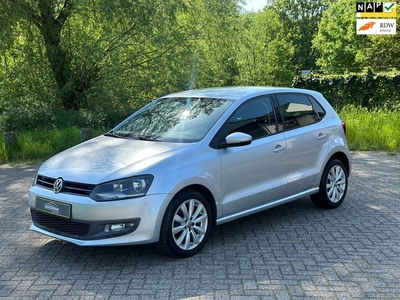 Volkswagen Polo 1.2 TSI Highline 105PK I PDC I CRUISE I 2