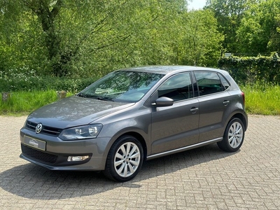 Volkswagen Polo 1.2 TSI Highline 105PK I PDC I CRUISE I