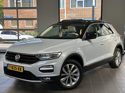 Volkswagen T-Roc 1.0 TSI Pano Navi Leder Trekhaak