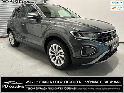 Volkswagen T-Roc 1.5 TSI Life 1 Jaar Garantie Cruise Park. Sensoren