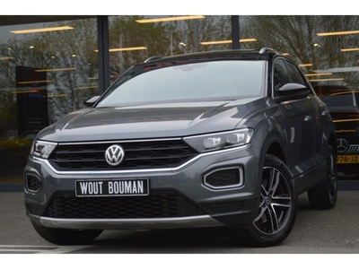 Volkswagen T-Roc 1.5 TSI Sport DSG Navi Led Panorama Camera