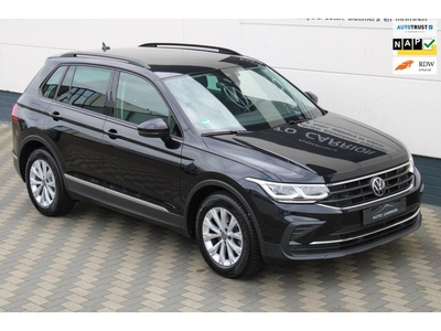 Volkswagen Tiguan 1.5 TSI DSG Life Navi Carplay IQ-Light !!