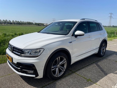 Volkswagen Tiguan 1.5 TSI R line, Virtual Cockpit, Automaat