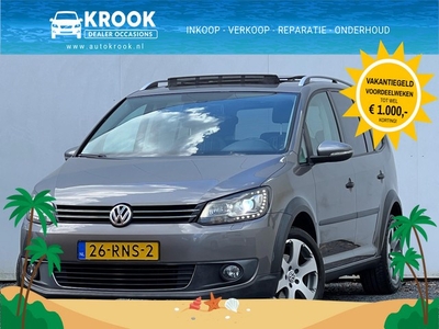 Volkswagen Touran 1.4 TSI Cross 2011 Automaat