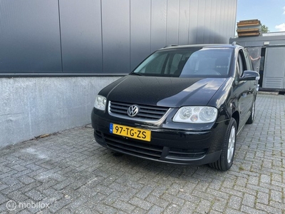 Volkswagen Touran 1.6 FSI AUTOMAAT/NAP/AIRCO