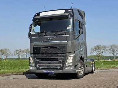 VOLVO FH 500 alcoa's skirts