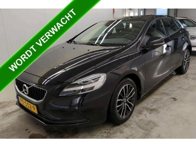 Volvo V40 2.0 D2 120PK Nordic+ / Apk Juni-2025 / Xenon /