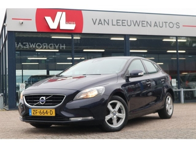 Volvo V40 2.0 D2 Nordic Navigatie Airco APK 30-10-2024