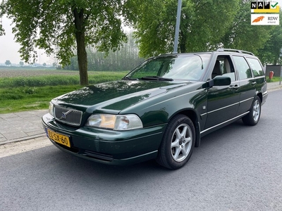 Volvo V70 2.5 Sports-Line AIRCO/APK 12-2024/AUTOMAAT