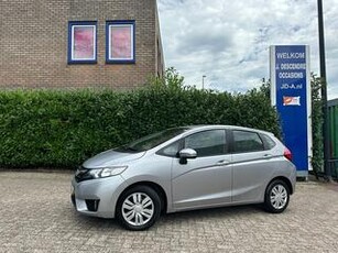 Honda JAZZ 1.3 i-VTEC Trend Airco, Stoelverw, Elec.Pakket!!!! MAANDAG 12-08 ZIJN WIJ GESLOTEN!!!!