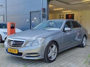 Mercedes-Benz E-KLASSE 500 Avantgarde | MASSAGE / KEYLESS / SCHUIF-KANTELDAK / SENSOREN+CAMERA / NAVI / LEDER / BLUETOOTH / XENON!