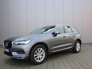 Volvo XC60 XC60 D4 AWD Momentum / Business- + Licht-Paket