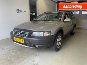 Volvo XC70 2.4 T Geartr. Comf. 4WD LEER AIRCO N. APK 2-2025