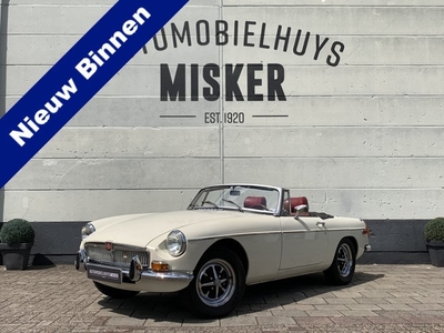 MG B 1.8 Roadster GERESTAUREERD! (bj 1974)