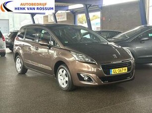 Peugeot 5008 1.2 PureTech Style 7p. Panoramadak | Trekhaak | Navi | NAP