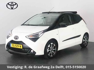 Toyota Aygo 1.0 VVT-i X-First Cabrio Bi-Tone