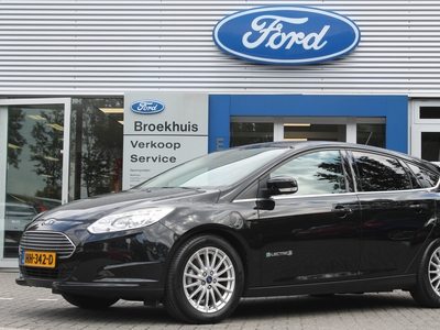 FORD FOCUS Titanium Electric Aut. | NL-AUTO! | NAVI | CAMERA | HALF-LEDEREN BEKLEDING + ELEKTRISCH | STOELVERWARMING | CLIMA | CRUISE | XENON | LM. VELGEN | UNIEKE AUTO!