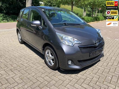 Toyota Verso-S 1.3 VVT-i Lounge Navigatie met camera Incl 1 jaar Garantie All-in prijs