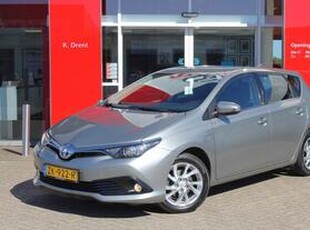 Toyota AURIS 1.8 Hybrid Business | Navi | Trekhaak | Stoelverwarming