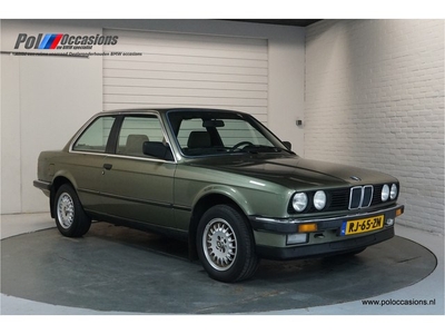 BMW 3-serie 320i Coupé DISTRIBUTIE VERVANGEN AUTOMAAT