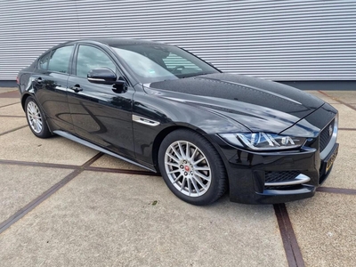 Jaguar XE 2.0 D R-Sport, sedan, bj 2017