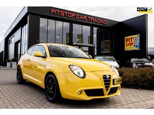 Alfa Romeo MiTo 1.4, Airco, Black/Yellow, Goed onderhouden!